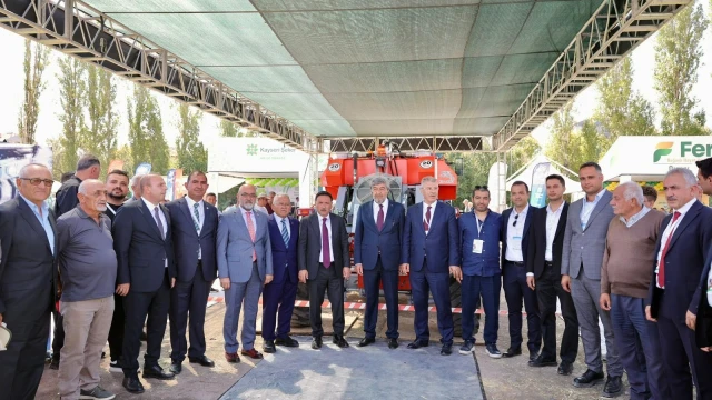 Akay: Çiftçiye sahip çıkmanın yolu pancardan geçiyor — Fotoğraf 8