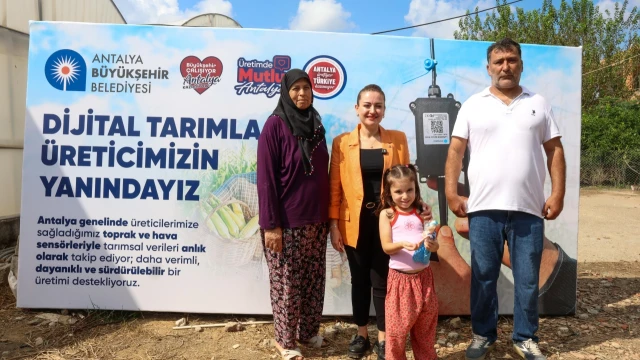 Antalya’da 700 Üreticinin Serasına Dijital Sensör Desteği — Fotoğraf 11