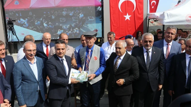 Bafra’da Türkiye’nin İlk Çeltik Ağası Belli Oldu — Fotoğraf 6