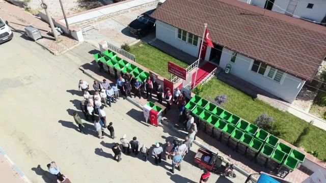 Çorum Tarım Müdürlüğü Alaca ve Ortaköy’de 100 makine dağıttı — Fotoğraf 1