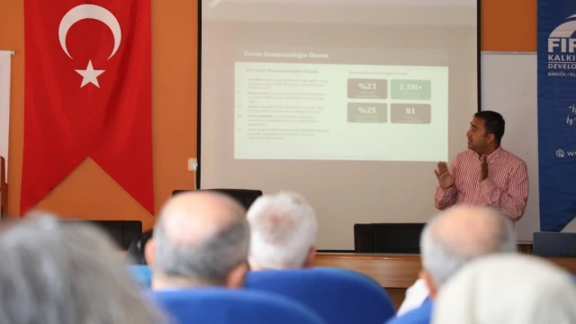 Elazığ’da Teknik Personele Akıllı Tarım Eğitimi Başladı