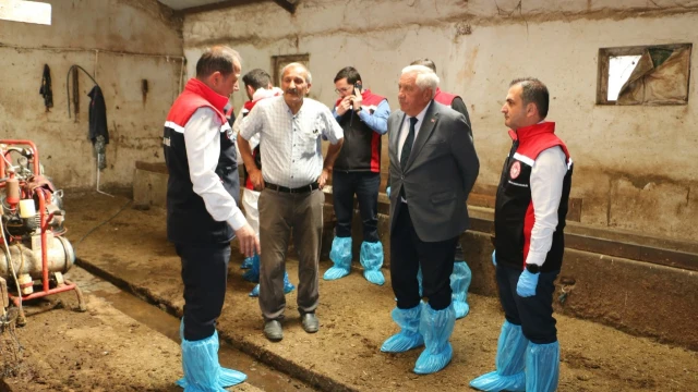 Erzincan’da 2026 yılı kene mücadelesi başladı — Fotoğraf 7
