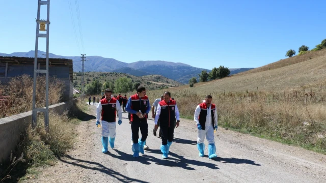 Erzincan’da 2026 yılı kene mücadelesi başladı — Fotoğraf 9