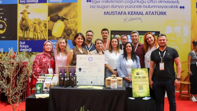 Eskişehir Tarım Fuarı’nda yerel üretim ve ipek tanıtılıyor — Fotoğraf 10