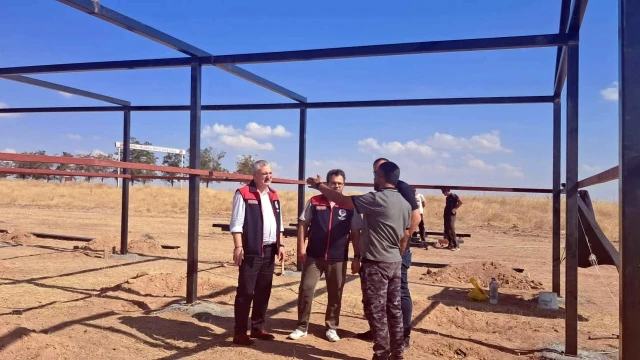 Kırşehir’de Meralara Hayvanlar İçin Gölgelik Kuruluyor — Fotoğraf 2