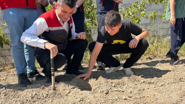 Mucur’da kadın üreticiler için safran demonstrasyonu başladı — Fotoğraf 6