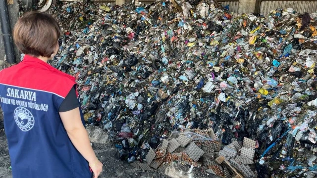 Sakarya’da hatalı kodlanan 59 bin 70 yumurta imha edildi — Fotoğraf 3