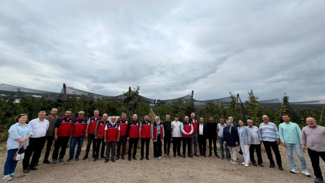 Susurluk’ta Elma Hasadı Gerçekleştirildi — Fotoğraf 8