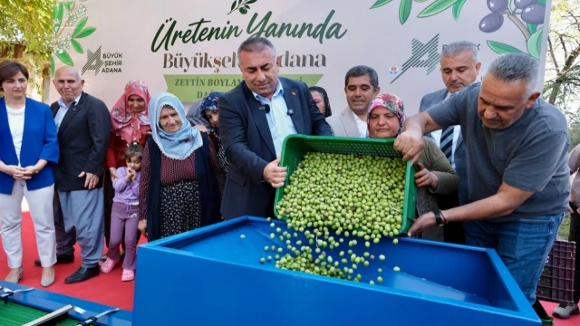 Adana’da zeytin üreticilerine boylama makinesi desteği — Fotoğraf 3