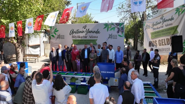 Adana’da zeytin üreticilerine boylama makinesi desteği — Fotoğraf 12