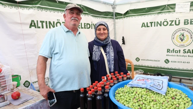 Altınözü’nde sezonun ilk zeytin hasadı yapıldı — Fotoğraf 9