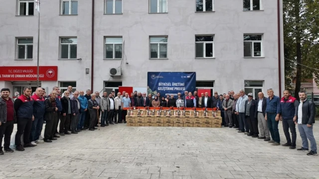 Düzce’de 102 Üreticiye Fındık Bahçesi Ekipmanı Verildi — Fotoğraf 10