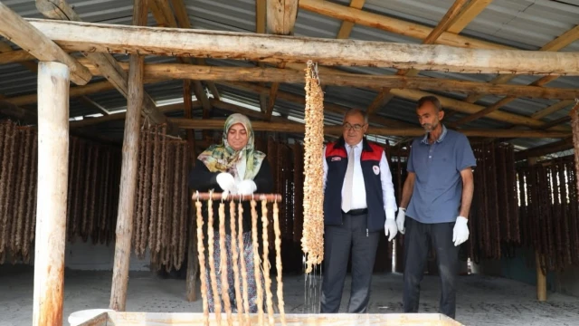 Elazığ’da 990 Tarım Makinesi Yüzde 70 Hibeyle Verildi — Fotoğraf 2