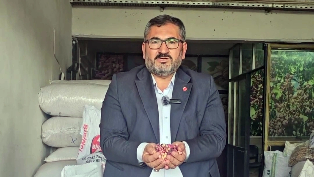 Faruk Akbaş: “Biz fıstığımızı satamıyoruz”