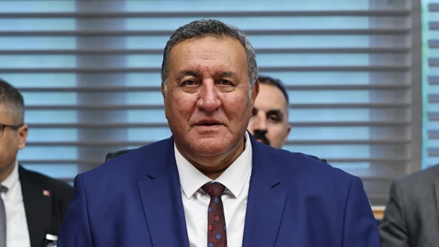 Gürer: “Sanayiciye destek, çiftçiye köstek”