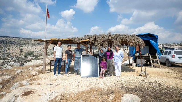 Mersin’de Konargöçer Üreticiye Güneş Enerjisi Desteği — Fotoğraf 7