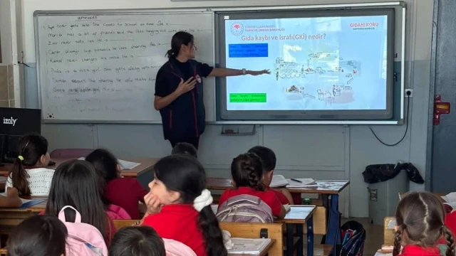 Serik ve Demre’de Öğrencilere Gıda İsrafı Eğitimi Verildi