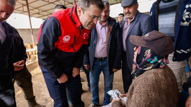 Vali Akmeşe: “Yerli tohumlarımız gayet başarılı” — Fotoğraf 12
