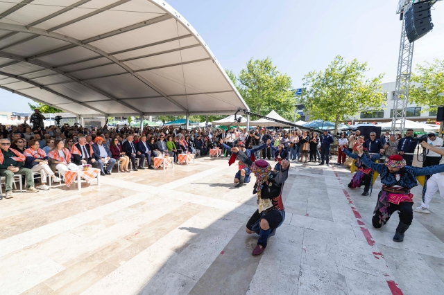 Urla Enginar Festivali Lezzet ve Sürdürülebilirlik Rüzgarı Estirdi