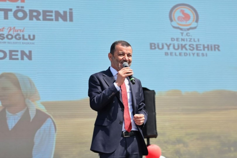Denizli Büyükşehir 572 üreticiye koyun-koç desteği verdi