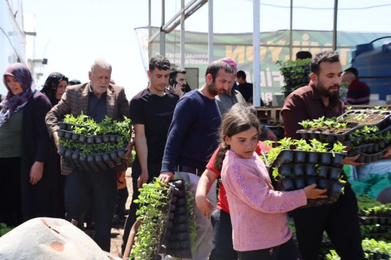 Şanlıurfa Büyükşehir 1 Milyon Fideyi Ücretsiz Dağıttı