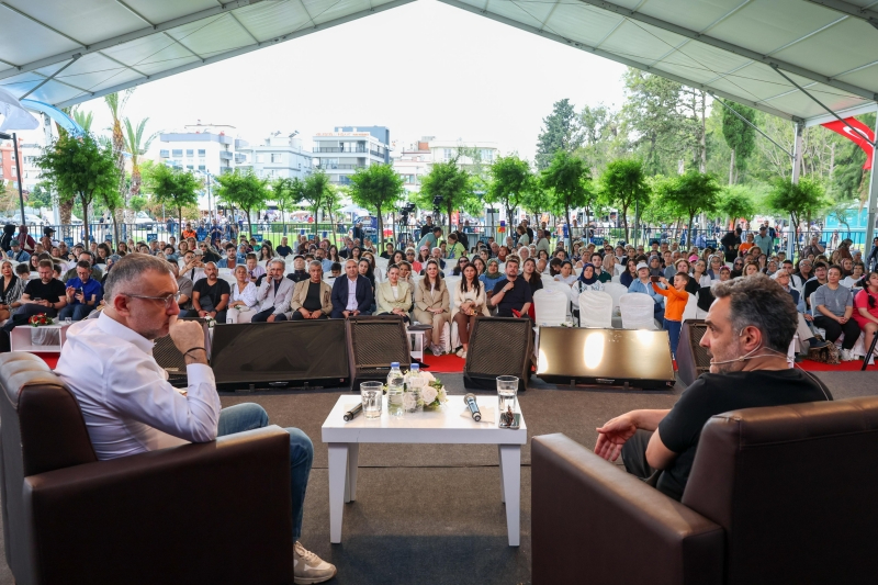 Antalya’da Foodfest Heyecanı: Ünlü Şefler Vatandaşla Buluştu