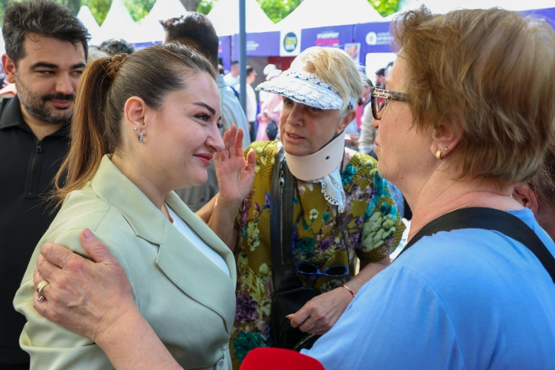 Antalya’da Foodfest Heyecanı: Ünlü Şefler Vatandaşla Buluştu