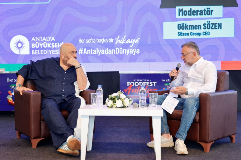 Antalya’da Foodfest Heyecanı: Ünlü Şefler Vatandaşla Buluştu