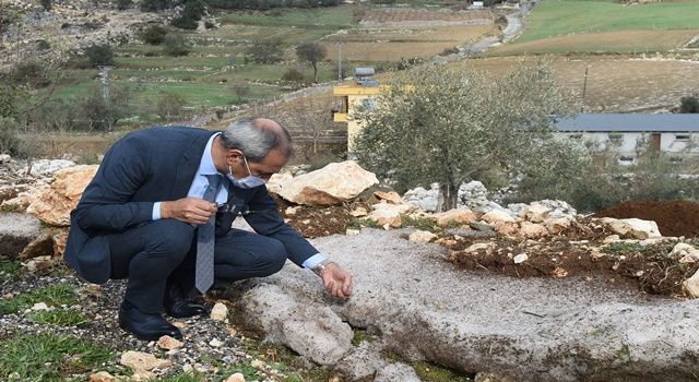 Başkan Bozdoğan ceviz büyüklüğünde yağan dolu’nun bölgeye verdiği zararı yerinde inceledi