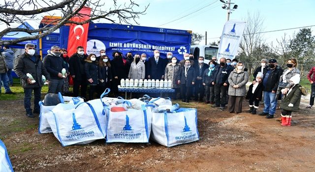 Zirai ambalaj atıklarını toplayan üreticiye gübre desteği