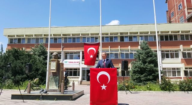 Akay, “Özelleştirmenin Yüz Akı Olmaktan Dolayı Gururluyuz”