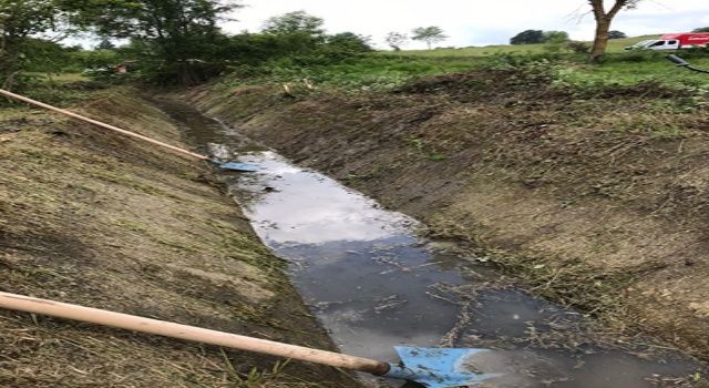 Büyükşehir, tarımsal sulama kanallarının temizliğini yapıyor