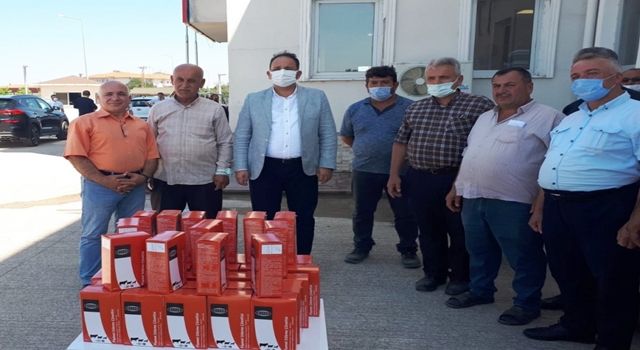 Samsun Büyükşehir Belediyesi 6 bin büyükbaş hayvan için çiftçilere kene ilacı dağıttı