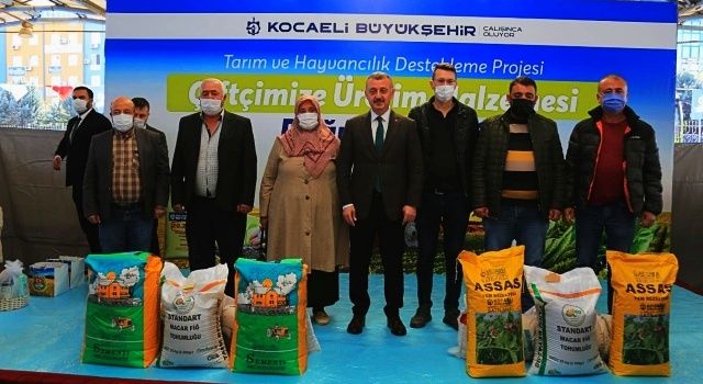 Kocaeli Büyükşehirden Çiftçilere Tohum ve Gübre