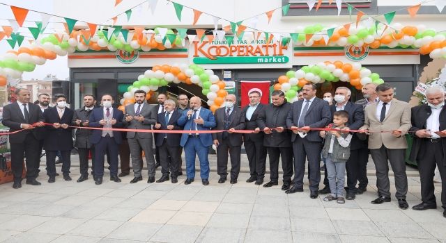 Tarım Kredi Kooperatifi, marketleriyle üretime ve istihdama katkı sağlıyor