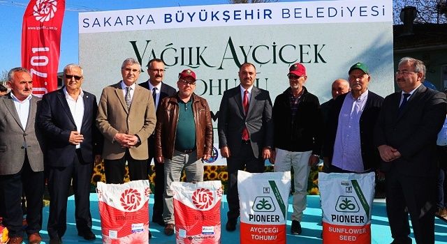 Üreticiye 10 bin 640 kilogram yağlık ayçiçeği tohumu desteği