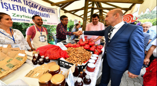 Kıbrıs’ın yerel lezzetleri ve kültürel ürünleri İzmirliler ile buluşuyor