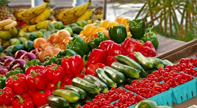 Antalya Halinde Son Bir Yılda Meyve Fiyatları %90, Sebze Fiyatları %95 Arttı