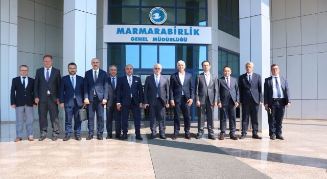 Bakan Yardımcısı Uçarmak Marmarabirlik’i ziyaret etti