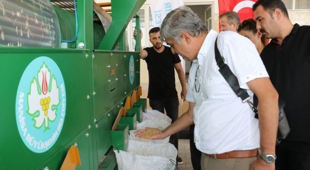 Demircili Çiftçilerin Tohum Eleme Makinesi Büyükşehir'den