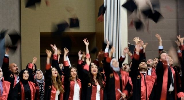 Konya Gıda Ve Tarım Üniversitesi’nde Mezuniyet Sevinci Yaşandı