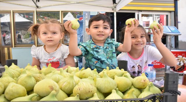 Torbalı Belediyesi'nden Bardacık İnciri Festivali