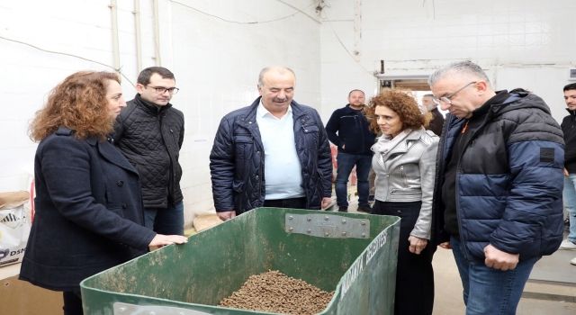 Mudanya Belediyesi tarım ürünlerini hayvan mamasına dönüştürüyor