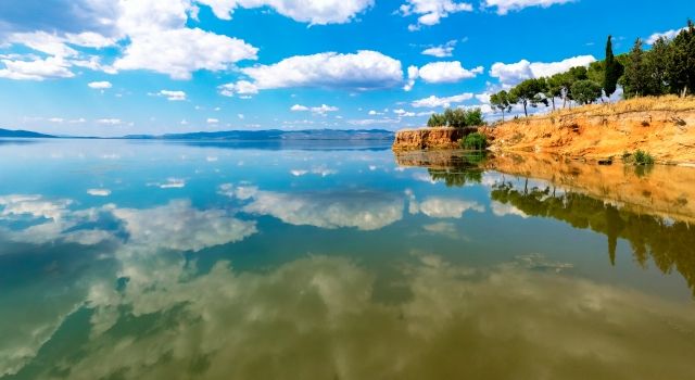 Kuş Cenneti Marmara Gölü tarım alanına dönüştürülüyor