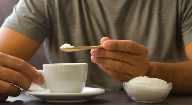 Şekeri hayatınızdan nasıl çıkartırsınız? Aşırı şeker tüketiminin olumsuz etkileri