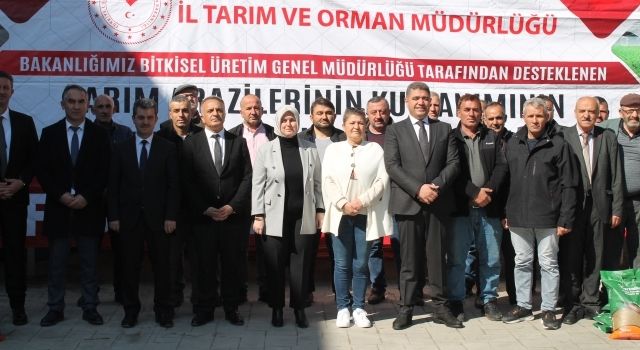 Düzce’de Yonca Üretimi İçin Tohum Dağıtım Töreni