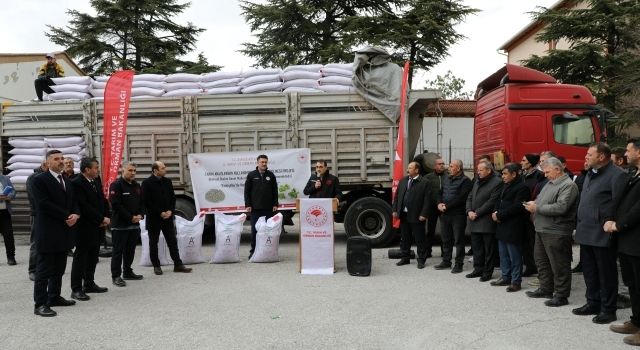 Eskişehir’de Nohut Üretimine Destek: TAKEP Projesi Kapsamında Tohum Dağıtımı Gerçekleşti