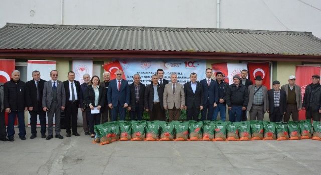 Zonguldak’ta Yem Bitkileri Üretimi İçin Tohum Dağıtımı Gerçekleşti