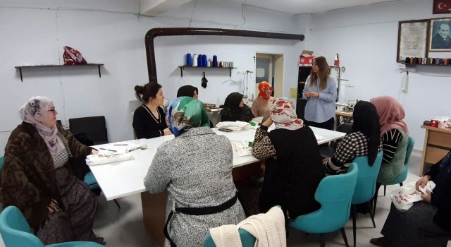 Tokat'ta Kadın Çiftçilere Yönelik Bilgilendirme Toplantısı Düzenlendi