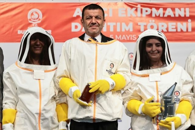Denizli'den Arıcılara Büyük Destek! Başkan Çavuşoğlu'ndan Tarihi Sözler